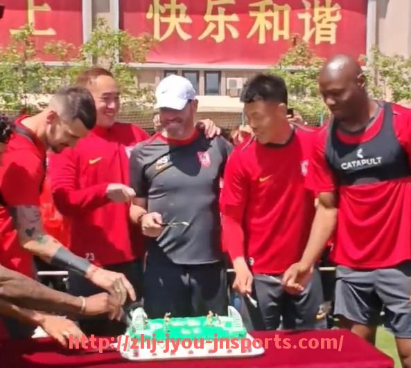 jiuyou九游娱乐-法甲球员技能提升计划：俱乐部如何强化个人技术能力